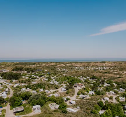 Drone zicht op het strand