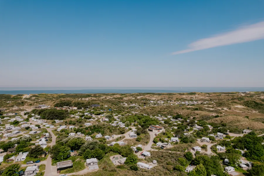 Drone zicht op het strand